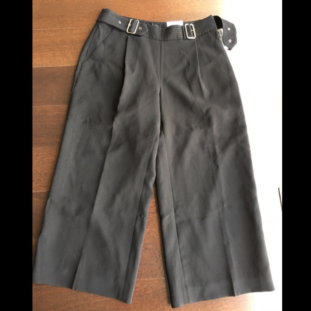 NWT White House Black Market Wide Leg Crop Pants